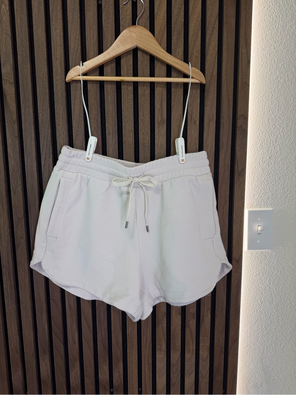 Women’s Drawstring Lounge Shorts - Cream